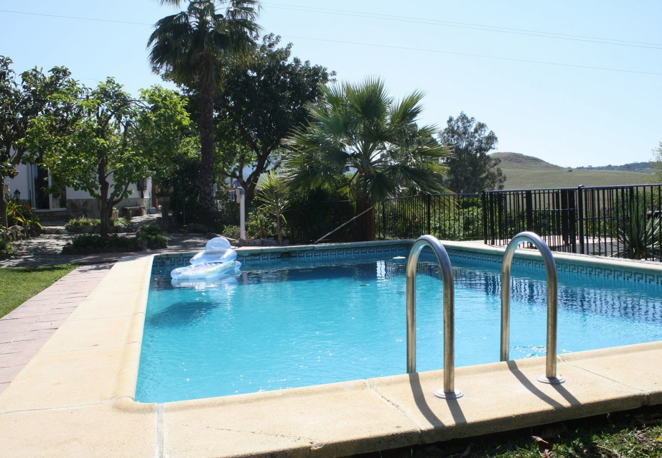 Finca de la Torre with heated private pool, garden with fruit trees and lots of privacy in Alhaurin de la Torre, Andalusië