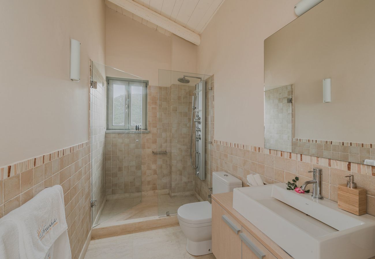 Villa in Vasiliki - Villa Helios