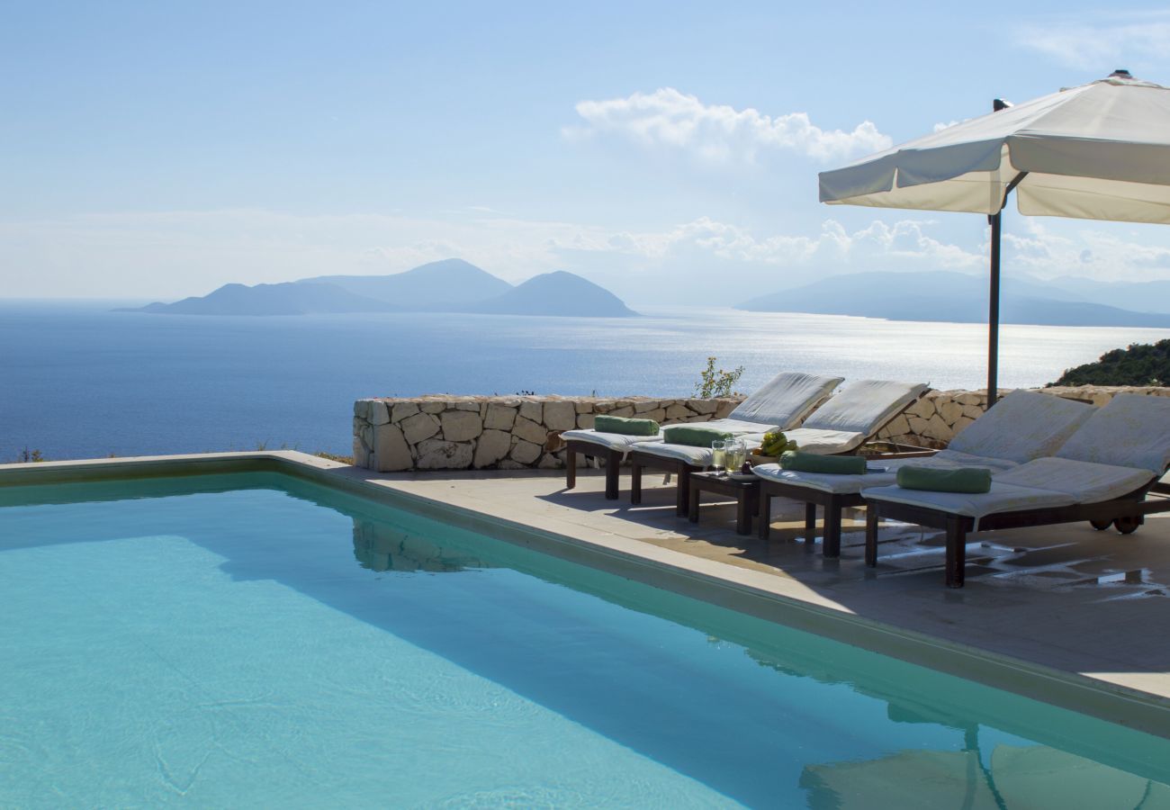 Villa in Vasiliki - Villa Helios