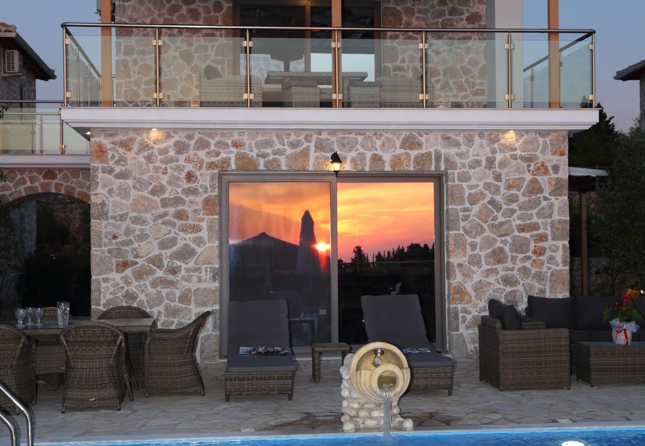 Villa in Tsoukalades - Villa Angelos