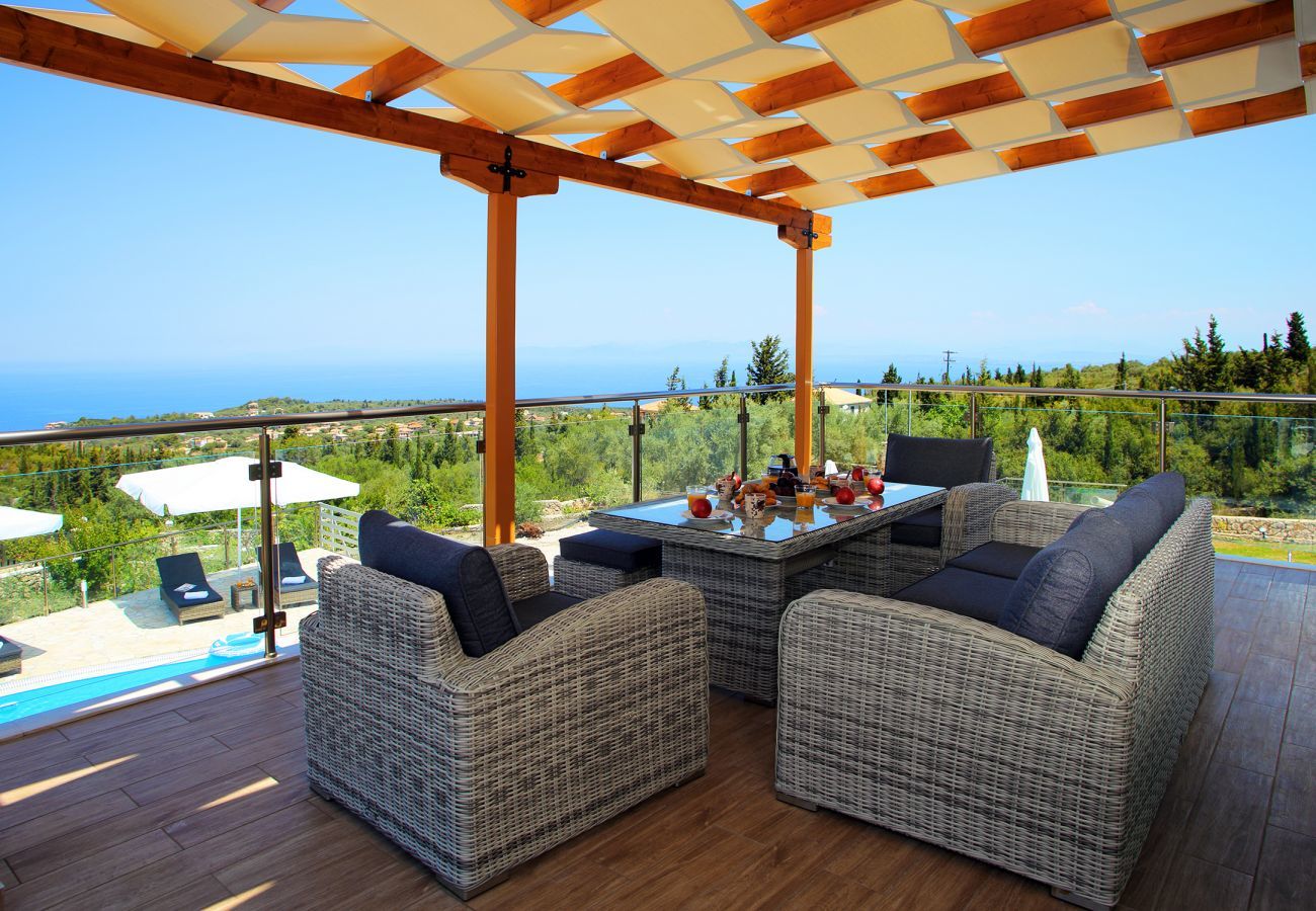 Villa in Tsoukalades - Villa Angelos