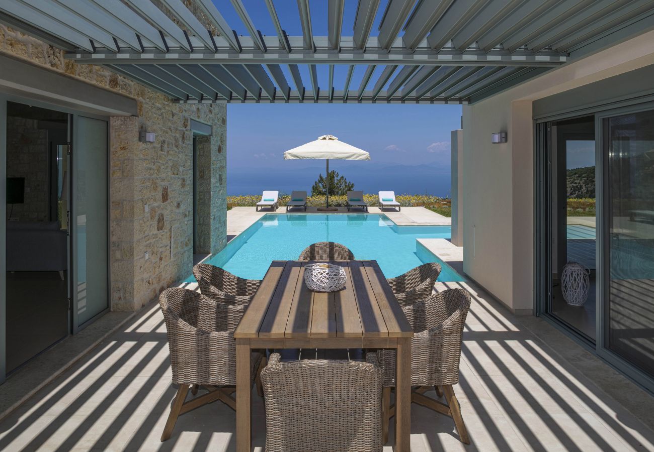 Villa in Kalamitsi - Villa Alessia