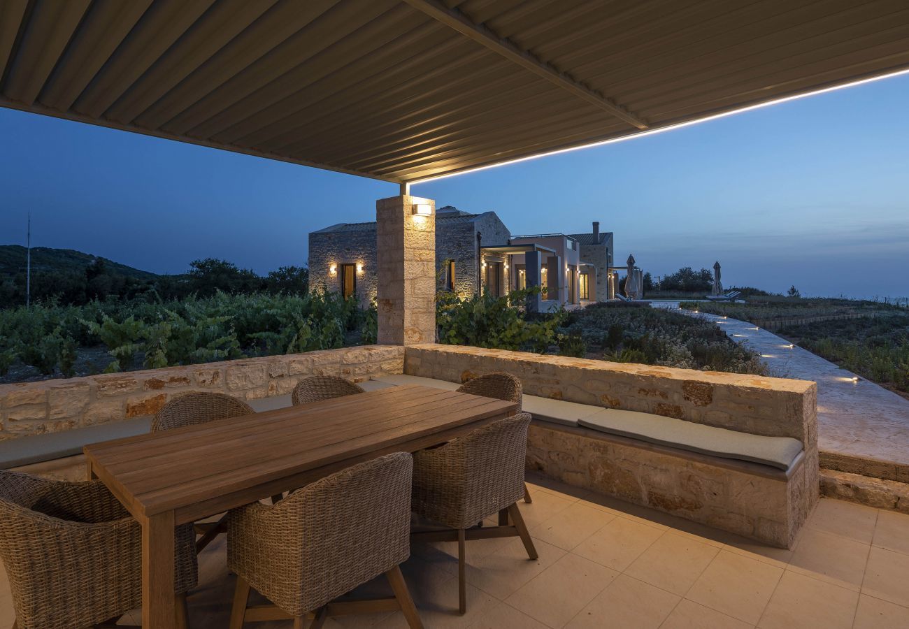 Villa in Kalamitsi - Villa Alessia