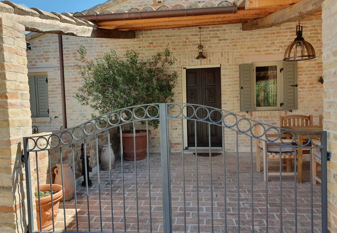 Villa in Offida - Casa La Farfalla
