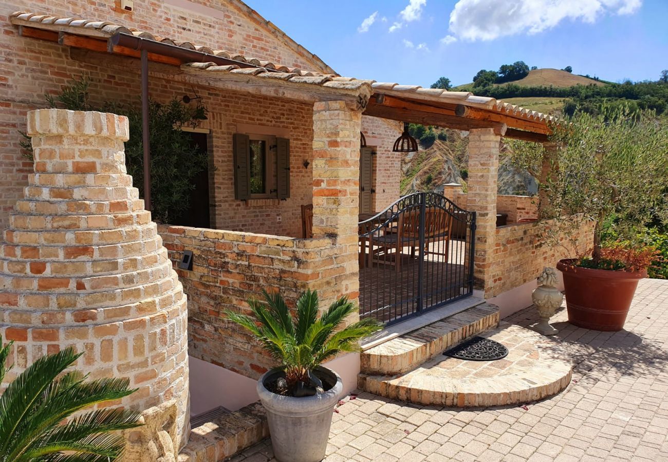 Villa in Offida - Casa La Farfalla