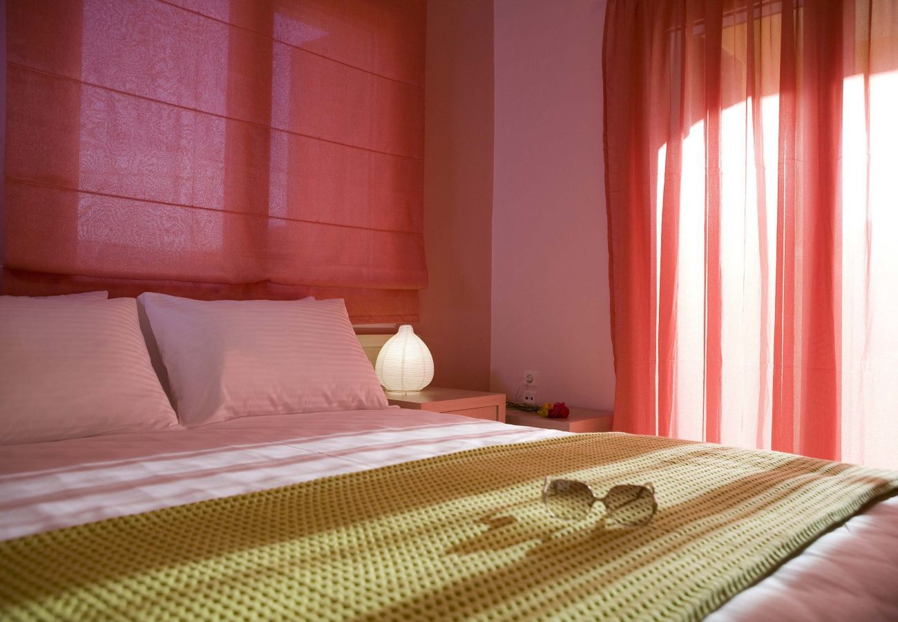 Villa Sonia is a comfortable holiday home with private pool. Near capital in Kariotes, Lefkada