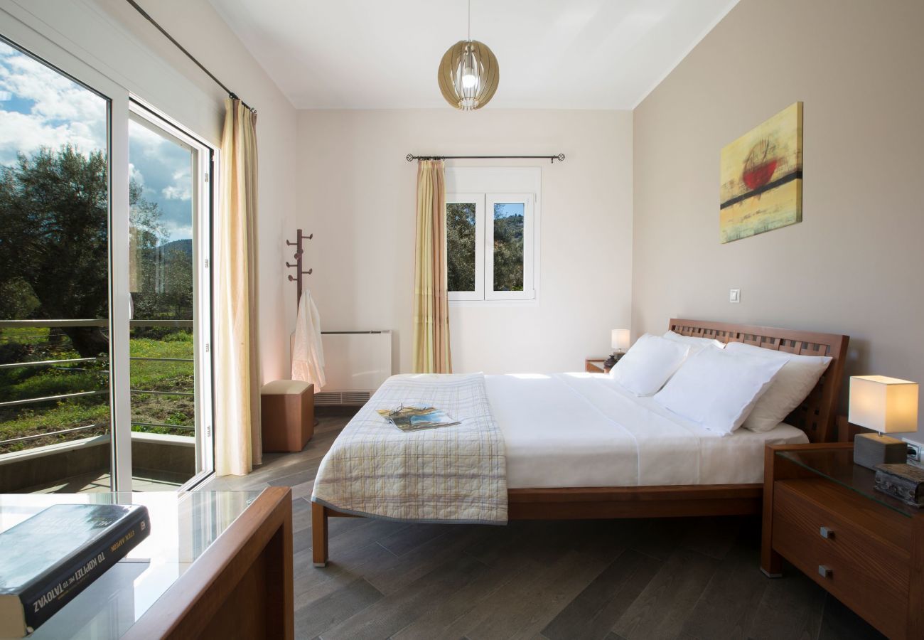 Villa Elionas is a modern, child-friendly holiday villa with olive garden and private pool in Lefkada City, Lefkada