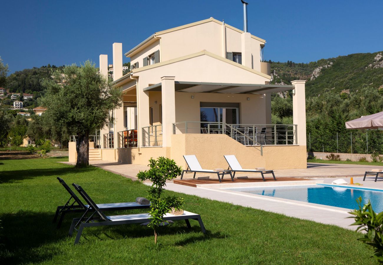 Villa Elionas is a modern, child-friendly holiday villa with olive garden and private pool in Lefkada City, Lefkada