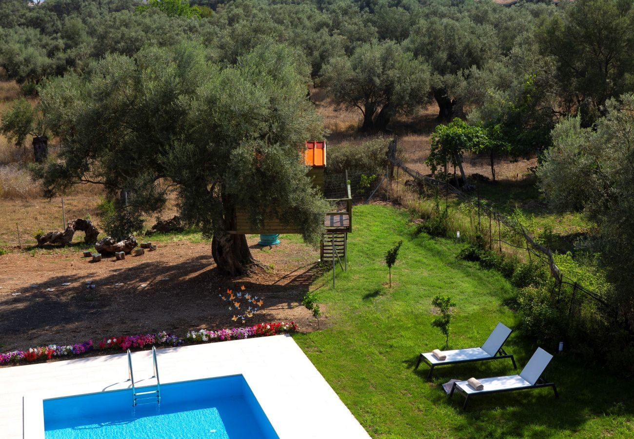 Villa Elionas is a modern, child-friendly holiday villa with olive garden and private pool in Lefkada City, Lefkada