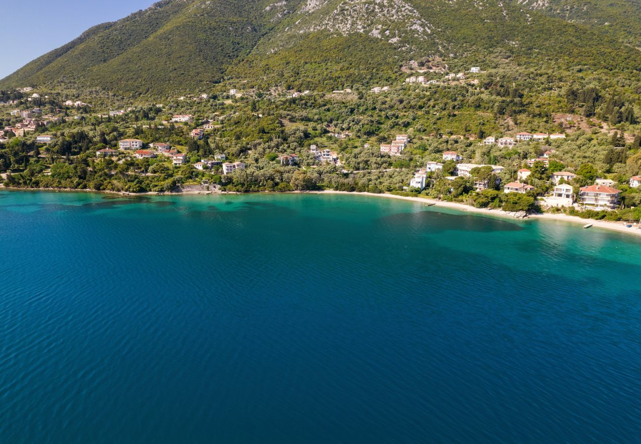 Villa in Nikiana - Villa White Agnes