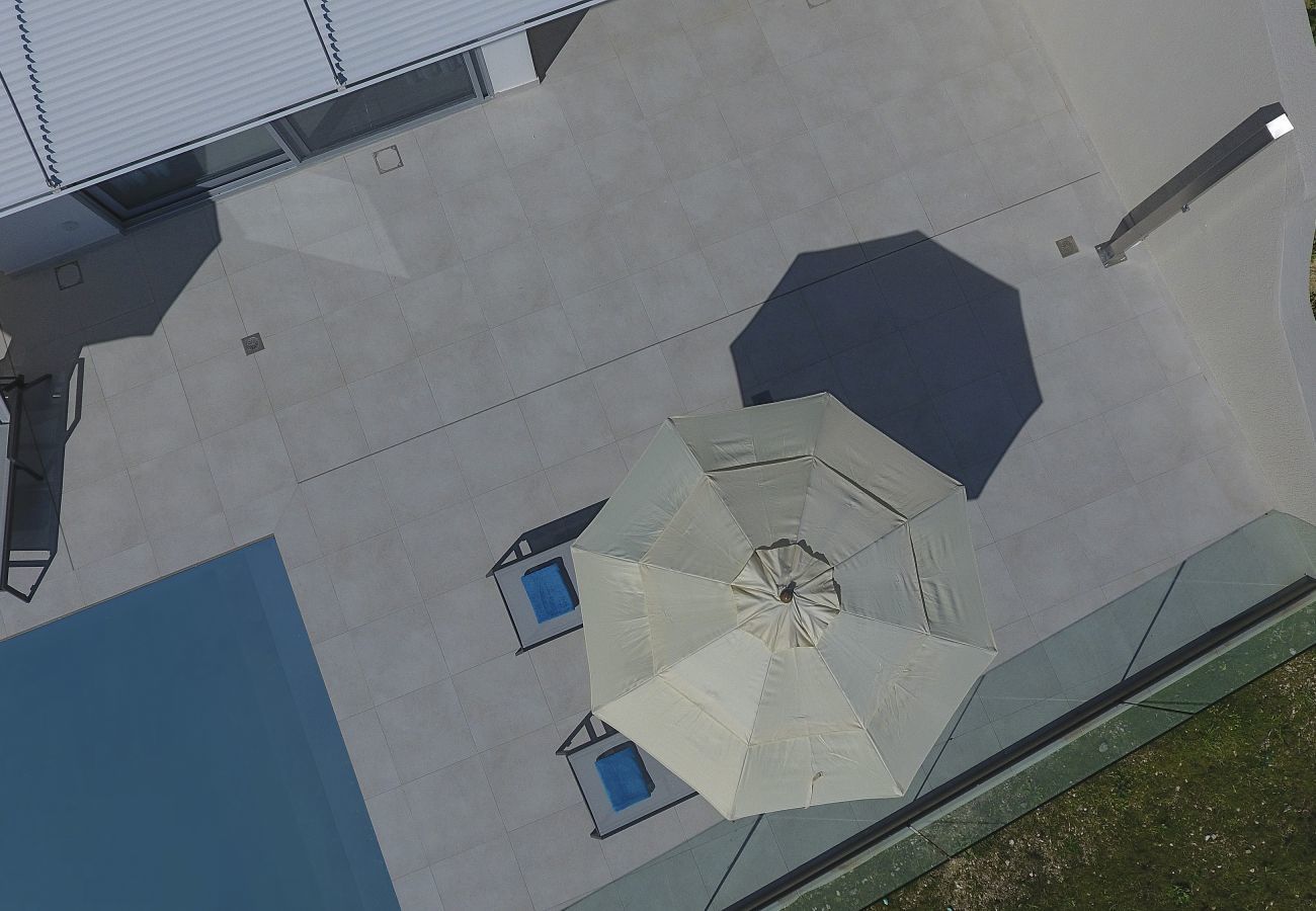 Villa in Perigiali - Villa Apaggio II