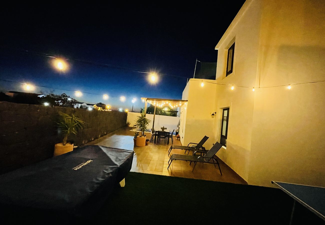 Villa in Playa Blanca - Villa Leya