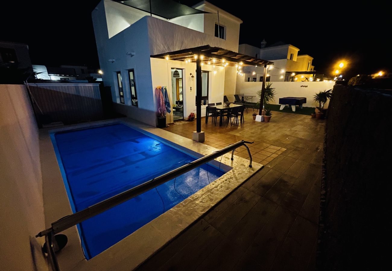 Villa in Playa Blanca - Villa Leya