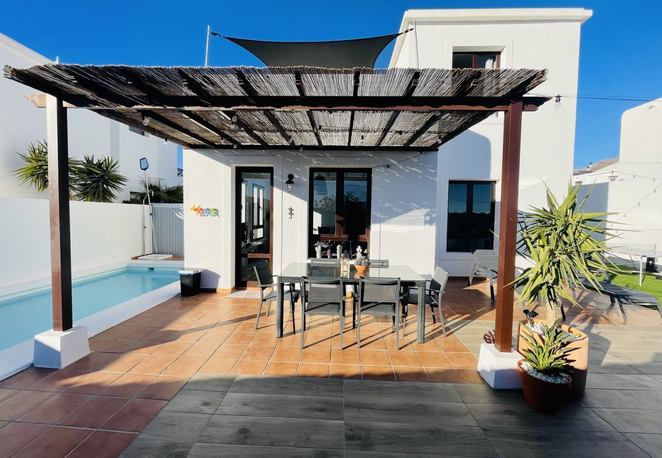 Villa in Playa Blanca - Villa Leya