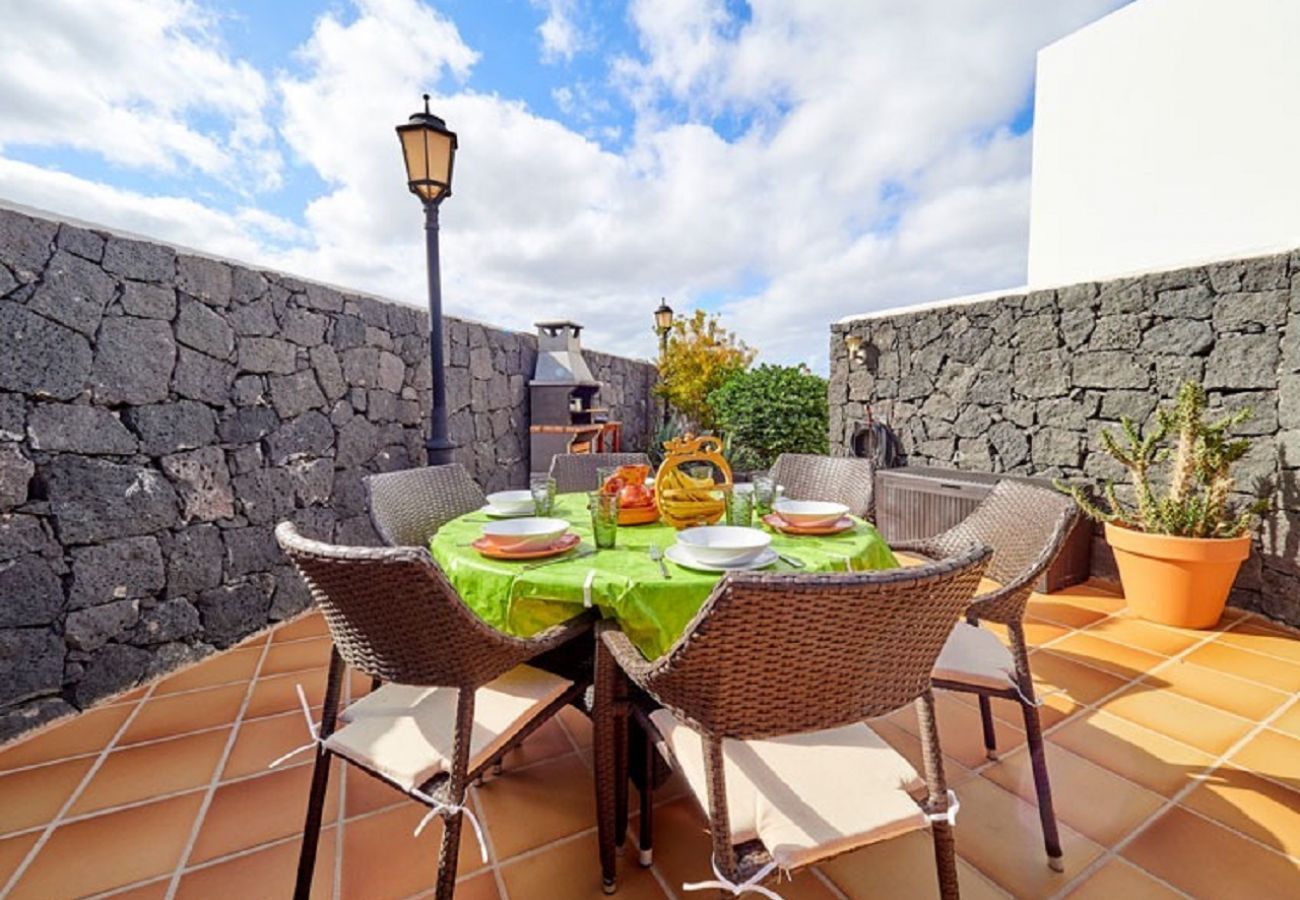 Villa in Playa Blanca - Villa Alisa