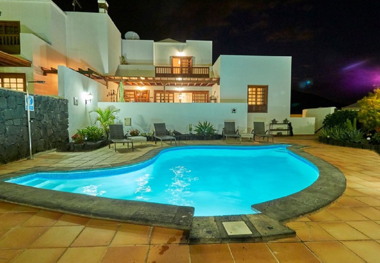 Villa in Playa Blanca - Villa Alisa