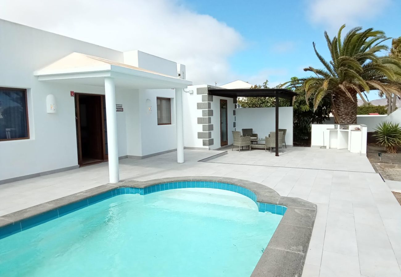Villa in Playa Blanca - Villa Rosalia