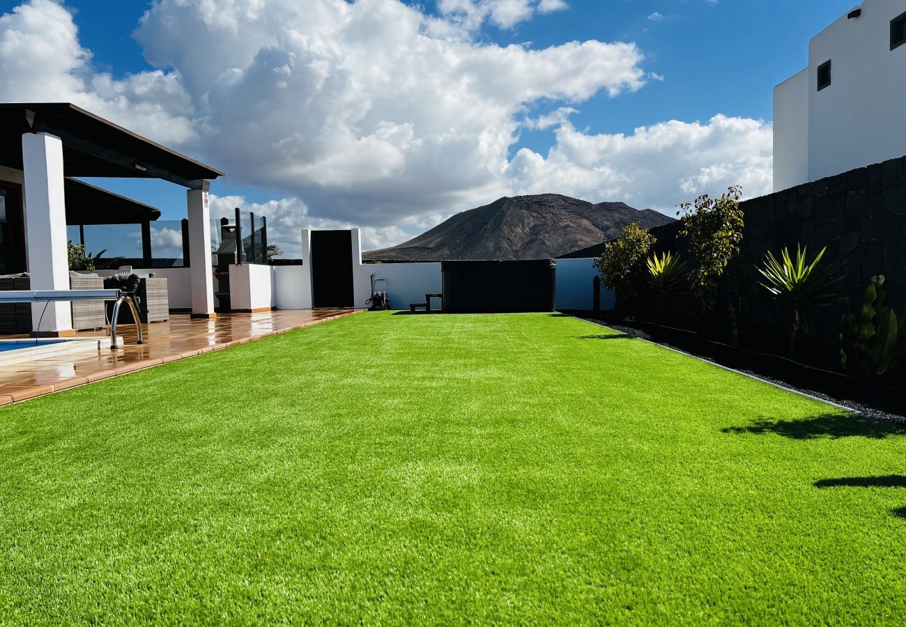 Villa in Playa Blanca - Villa Pareja