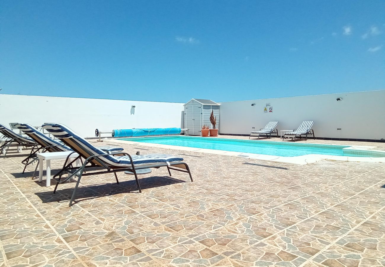 Villa in Playa Blanca - Casa Raina Villa in Playa Blanca - Casa Raina