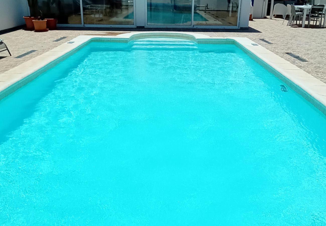 Villa in Playa Blanca - Casa Raina Villa in Playa Blanca - Casa Raina