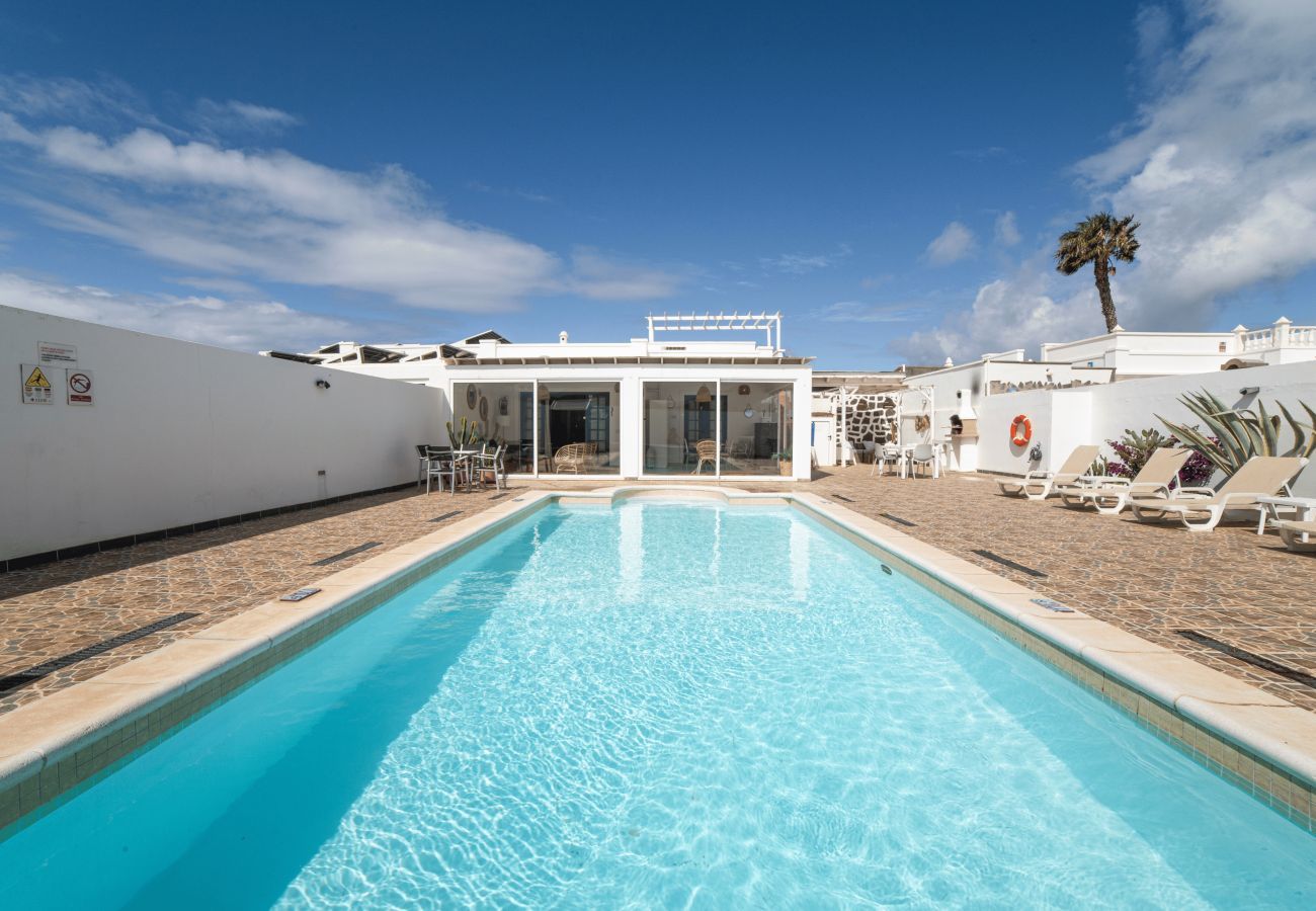 Villa in Playa Blanca - Casa Raina