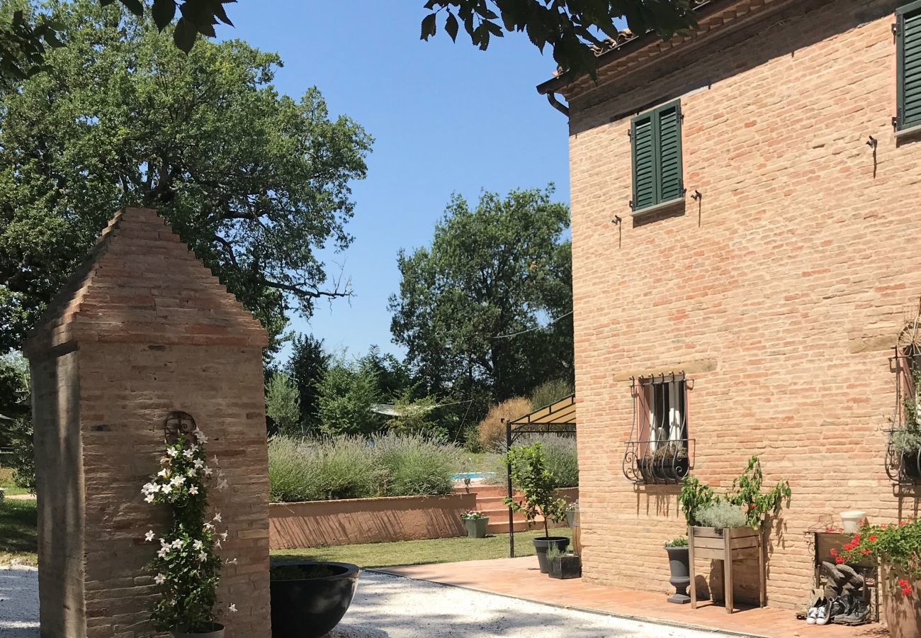 Apartment in Santa Maria Nuova - Appartement Monti