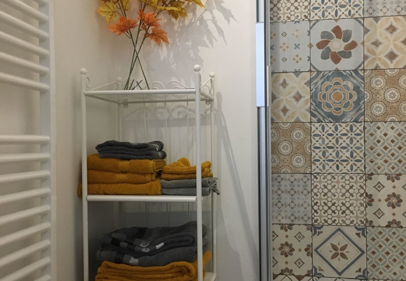Apartment in Santa Maria Nuova - Appartement Monti