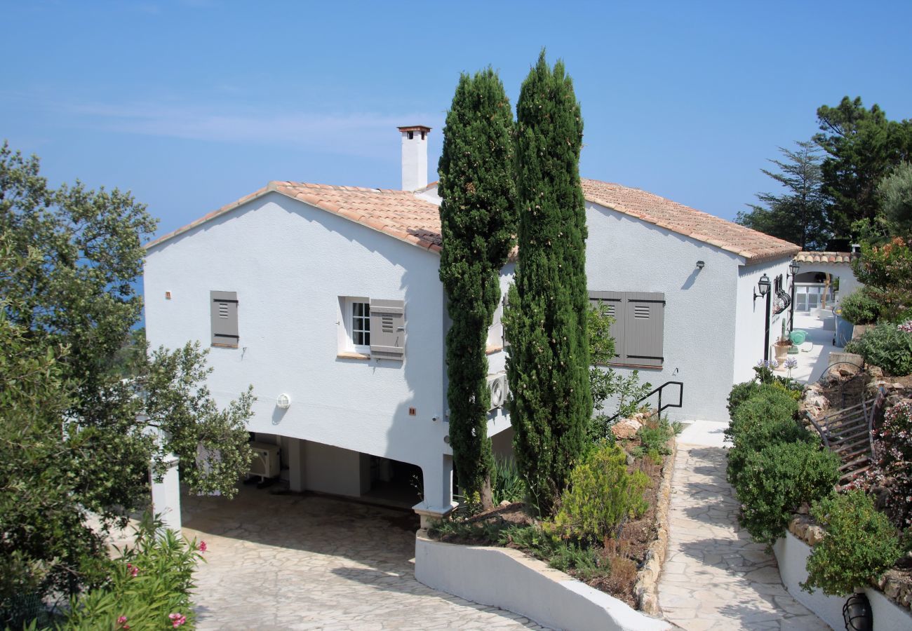 Villa in Les Issambres - Villa Feline