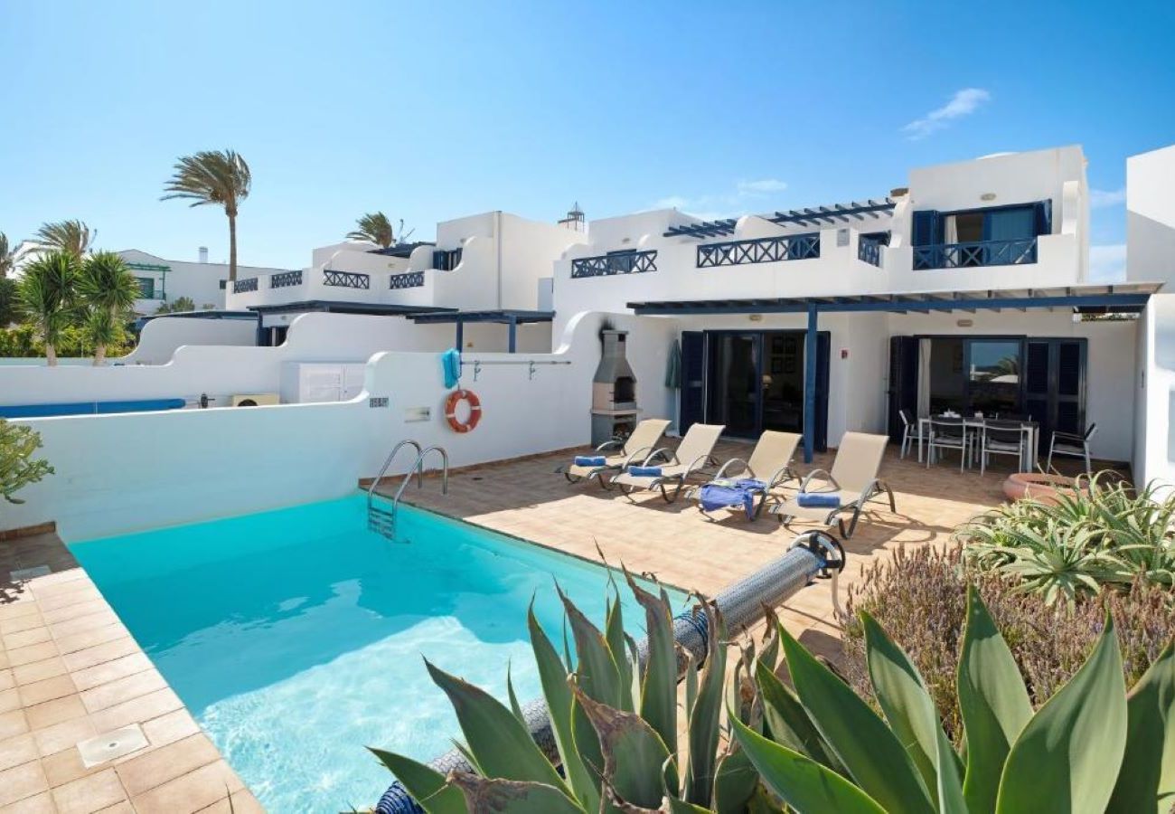 Villa in Playa Blanca - Casa Sierra