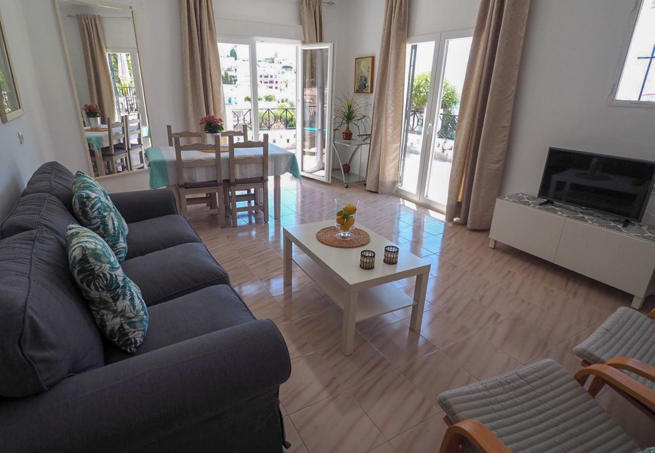 Casa Naranja is a one-level holiday home with garden, private pool and sea view. Near centre and beach in Nerja, Spain