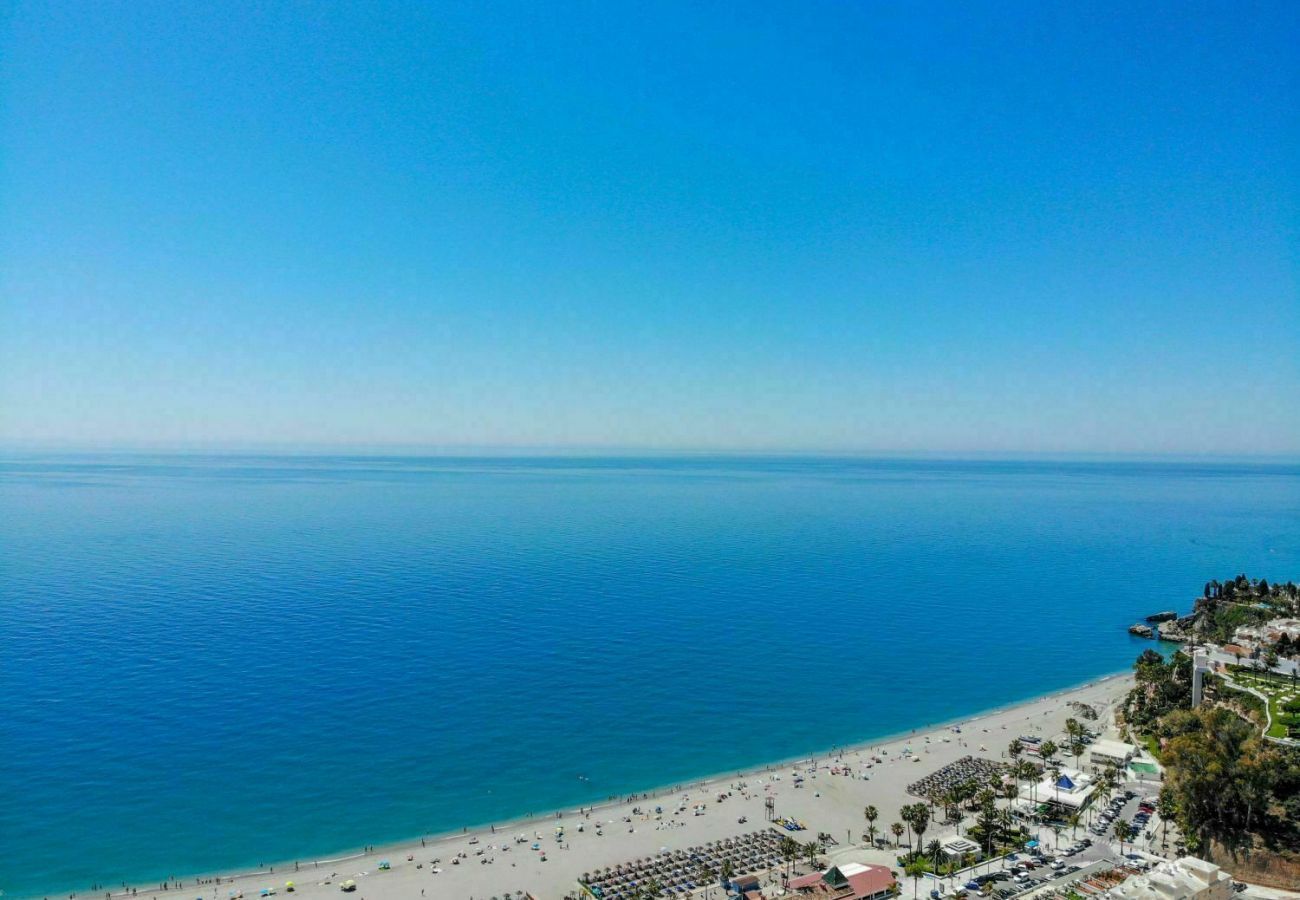 Casa Naranja is a one-level holiday home with garden, private pool and sea view. Near centre and beach in Nerja, Spain