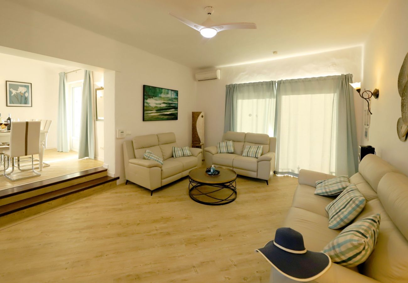 Villa in Puerto del Carmen - Villa Magnolia