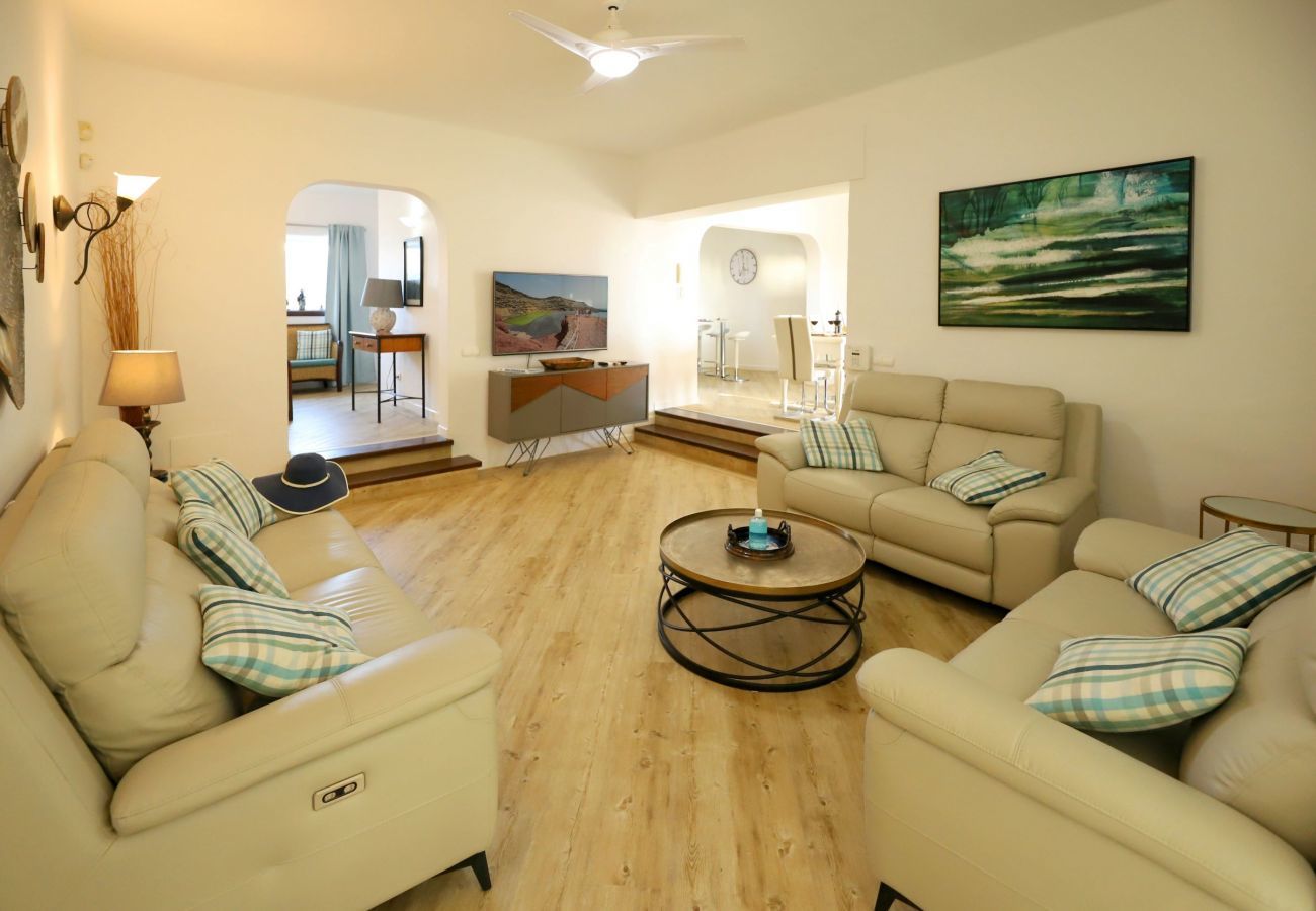 Villa in Puerto del Carmen - Villa Magnolia
