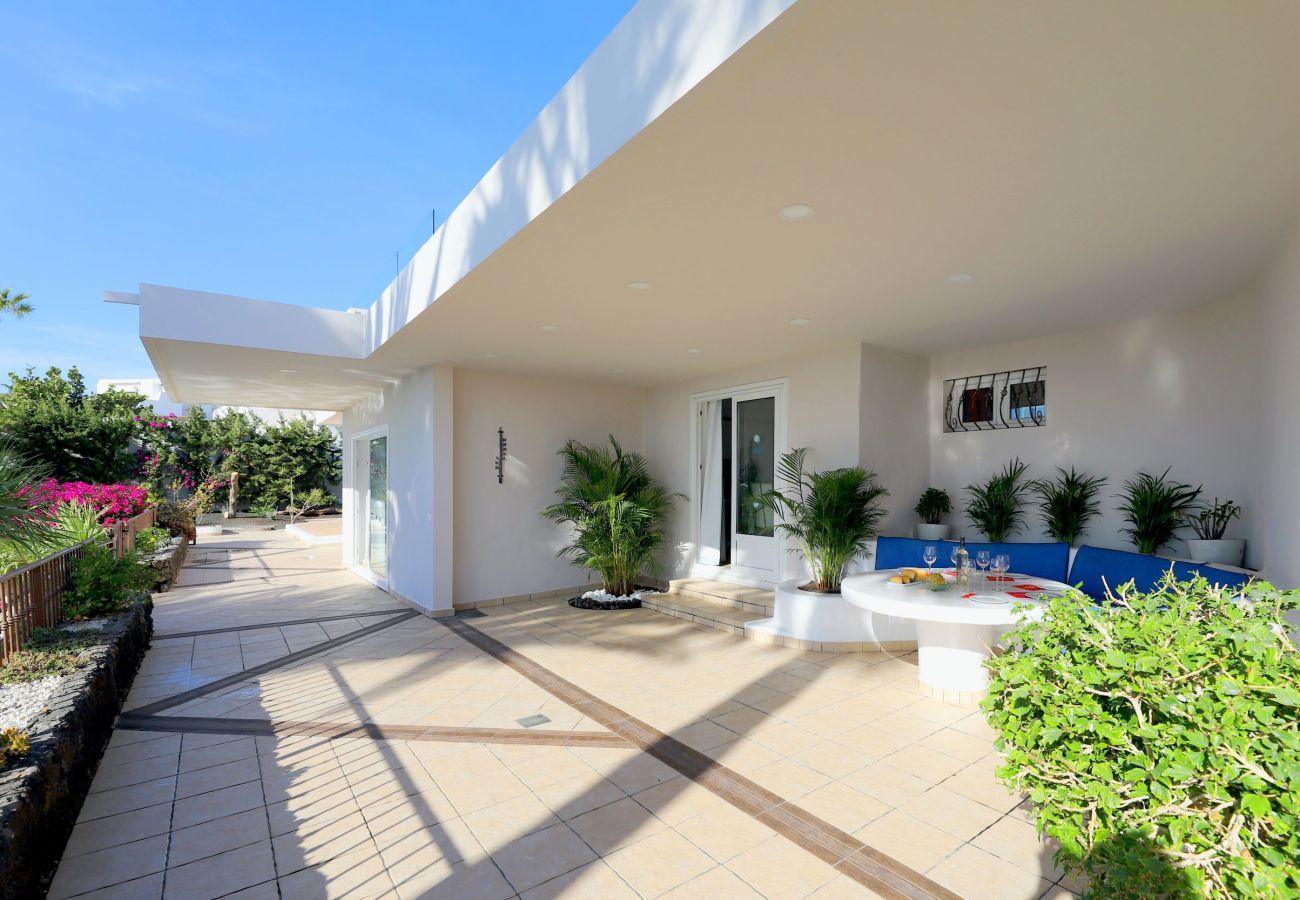 Villa in Puerto del Carmen - Villa Magnolia