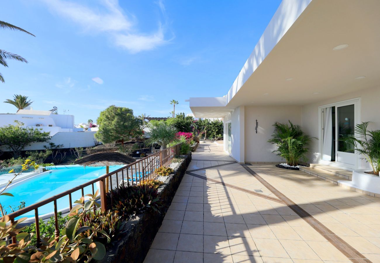 Villa in Puerto del Carmen - Villa Magnolia
