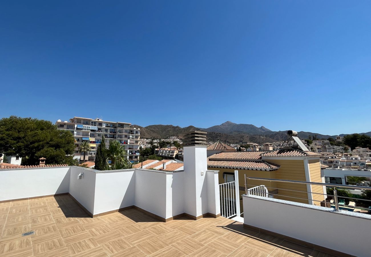 Villa in Nerja - Villa Las Palmeras
