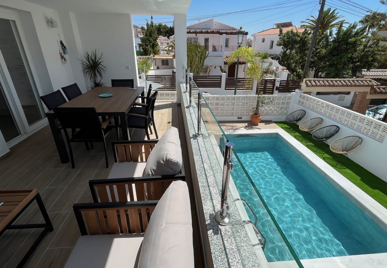 Villa in Nerja - Villa Las Palmeras