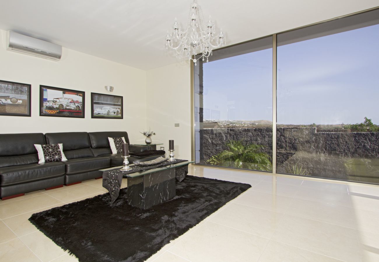 Villa in Puerto del Carmen - Villa Nena