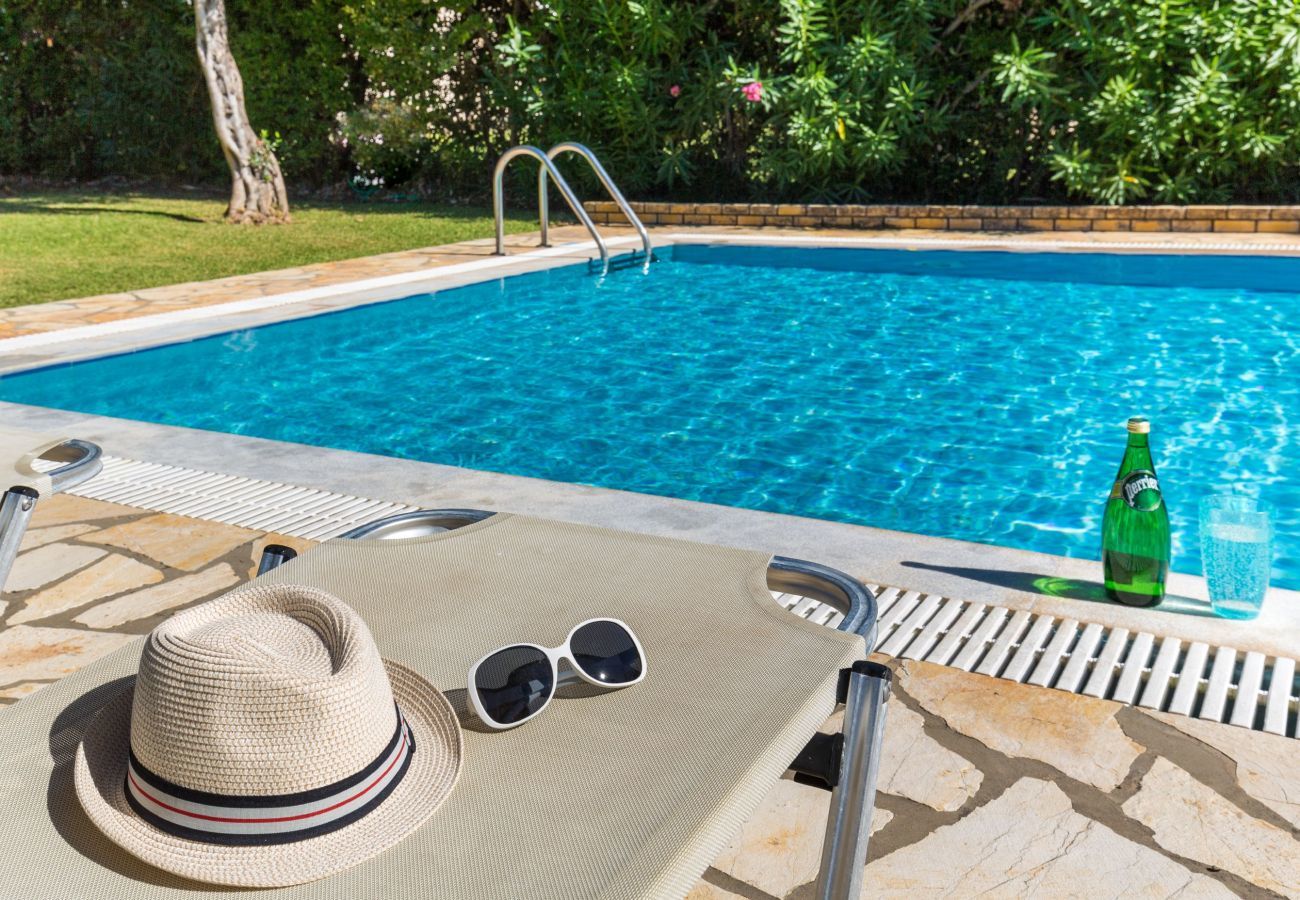 Villa Aretha is a detached villa with private pool walking distance from the beach in Acharavi, Corfu