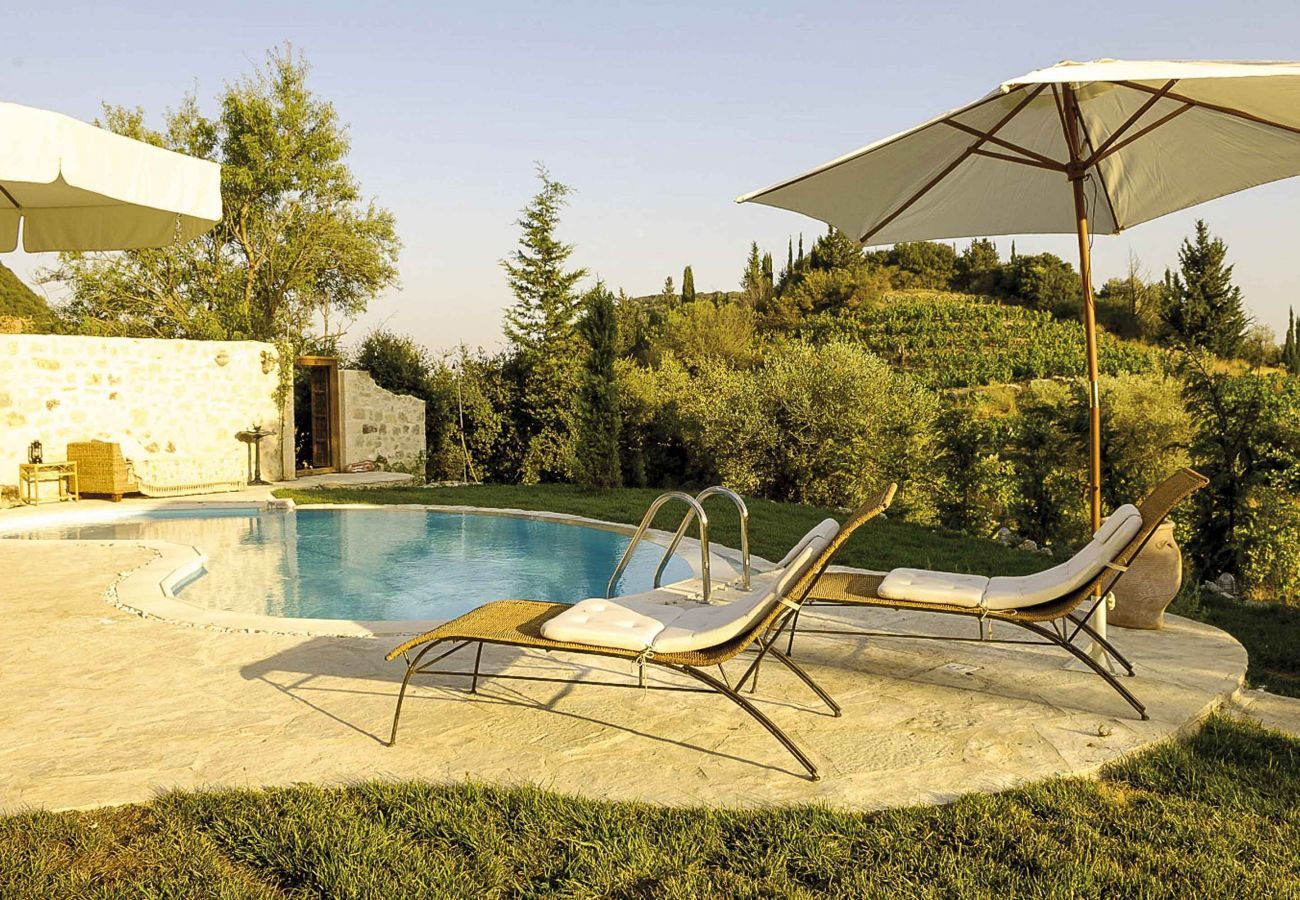 Villa in Lazarata - Villa Avra