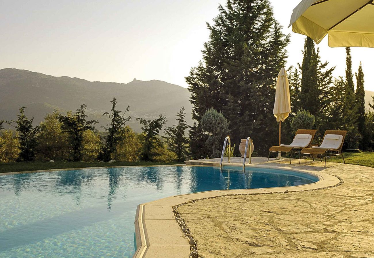 Villa in Lazarata - Villa Avra