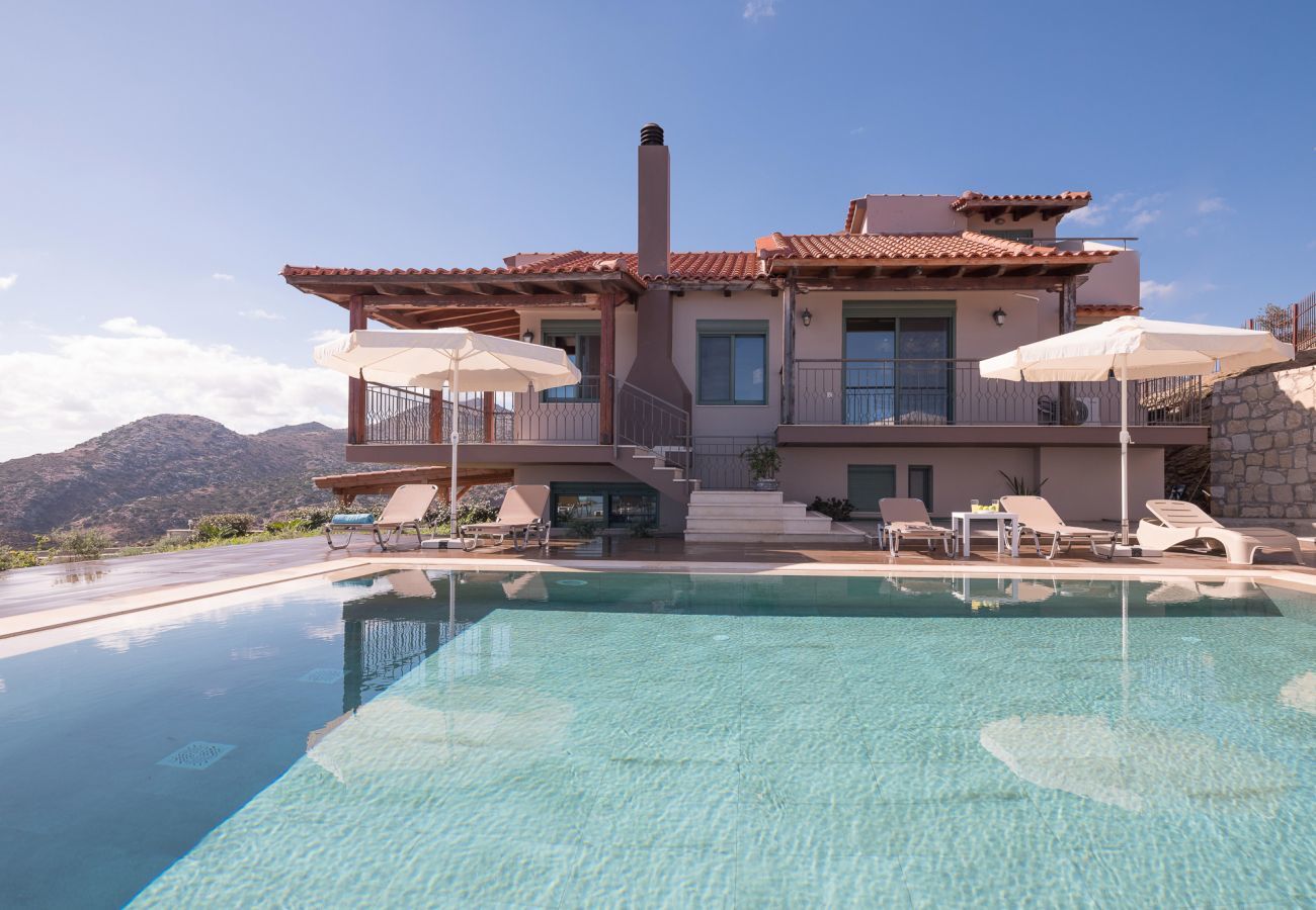 Villa Harmonia is a cozy detached villa with private pool and panoramic view over the sea in Lygaria, Crete