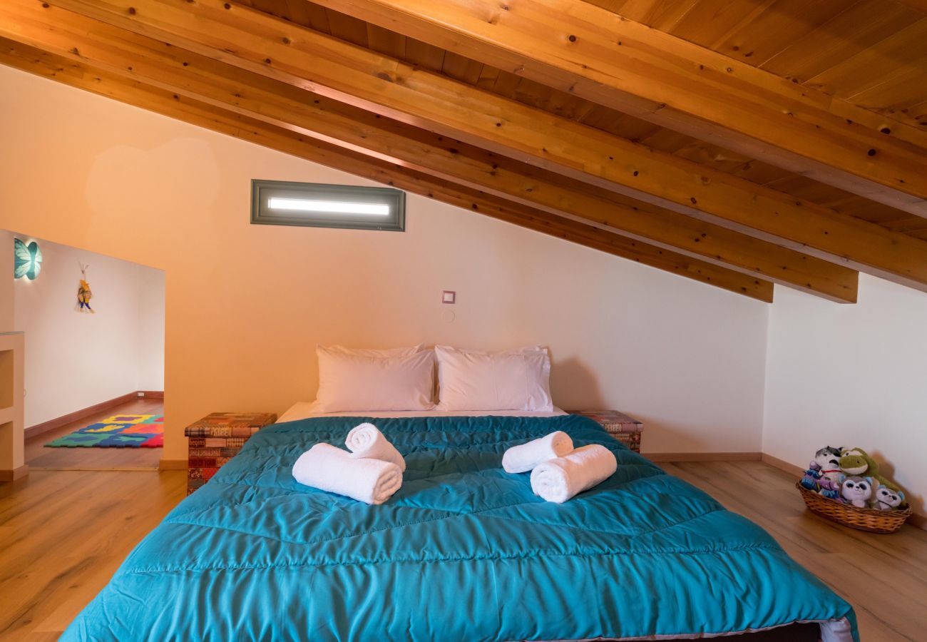 Villa Harmonia is a cozy detached villa with private pool and panoramic view over the sea in Lygaria, Crete