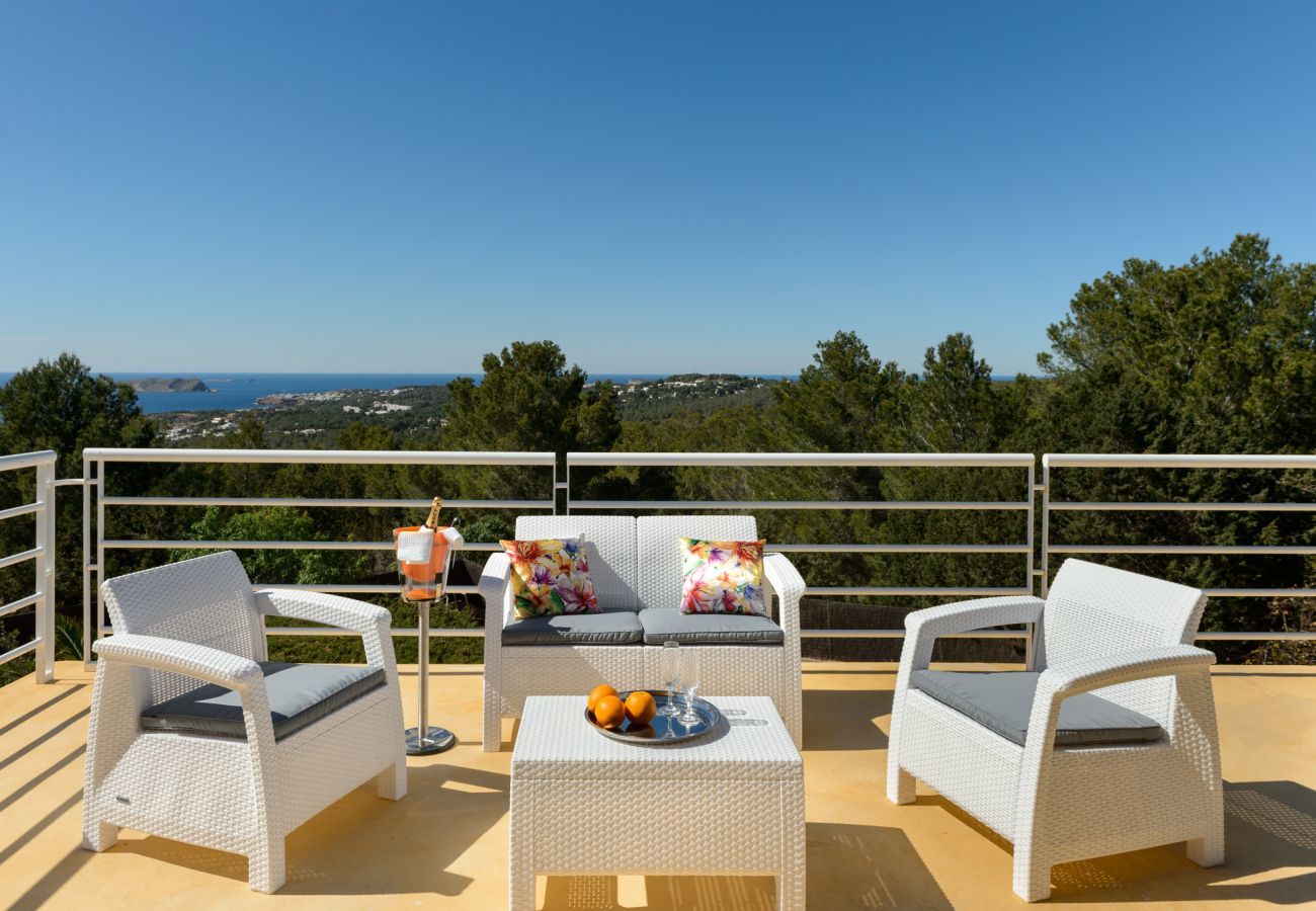 Villa in Sant Josep de Sa Talaia - Villa White