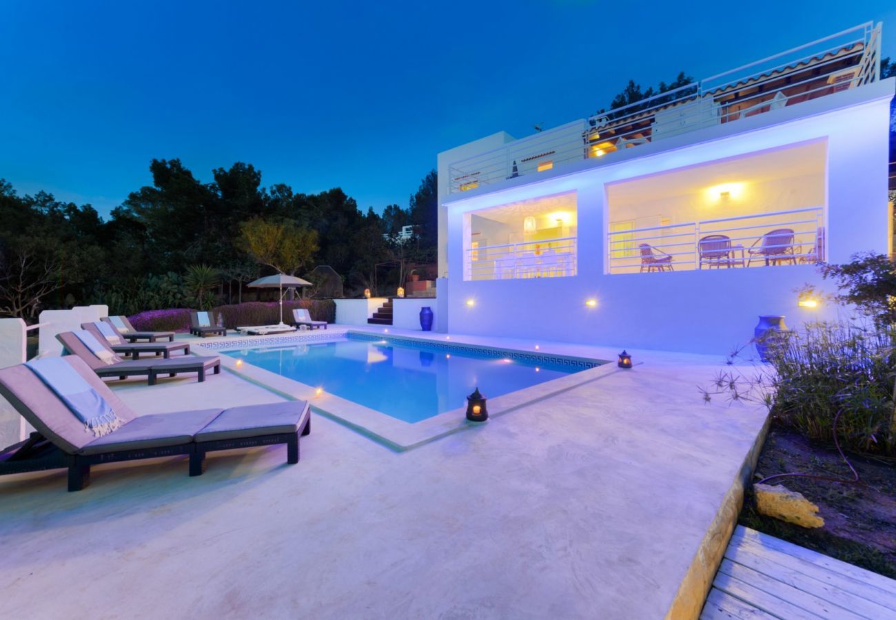 Villa in Sant Josep de Sa Talaia - Villa White