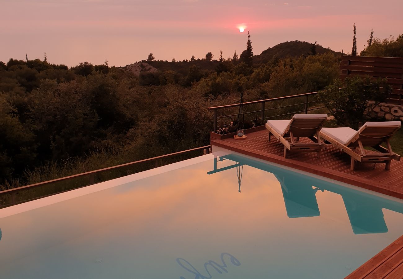 Villa in Agios Nikitas - Villa Euphoria