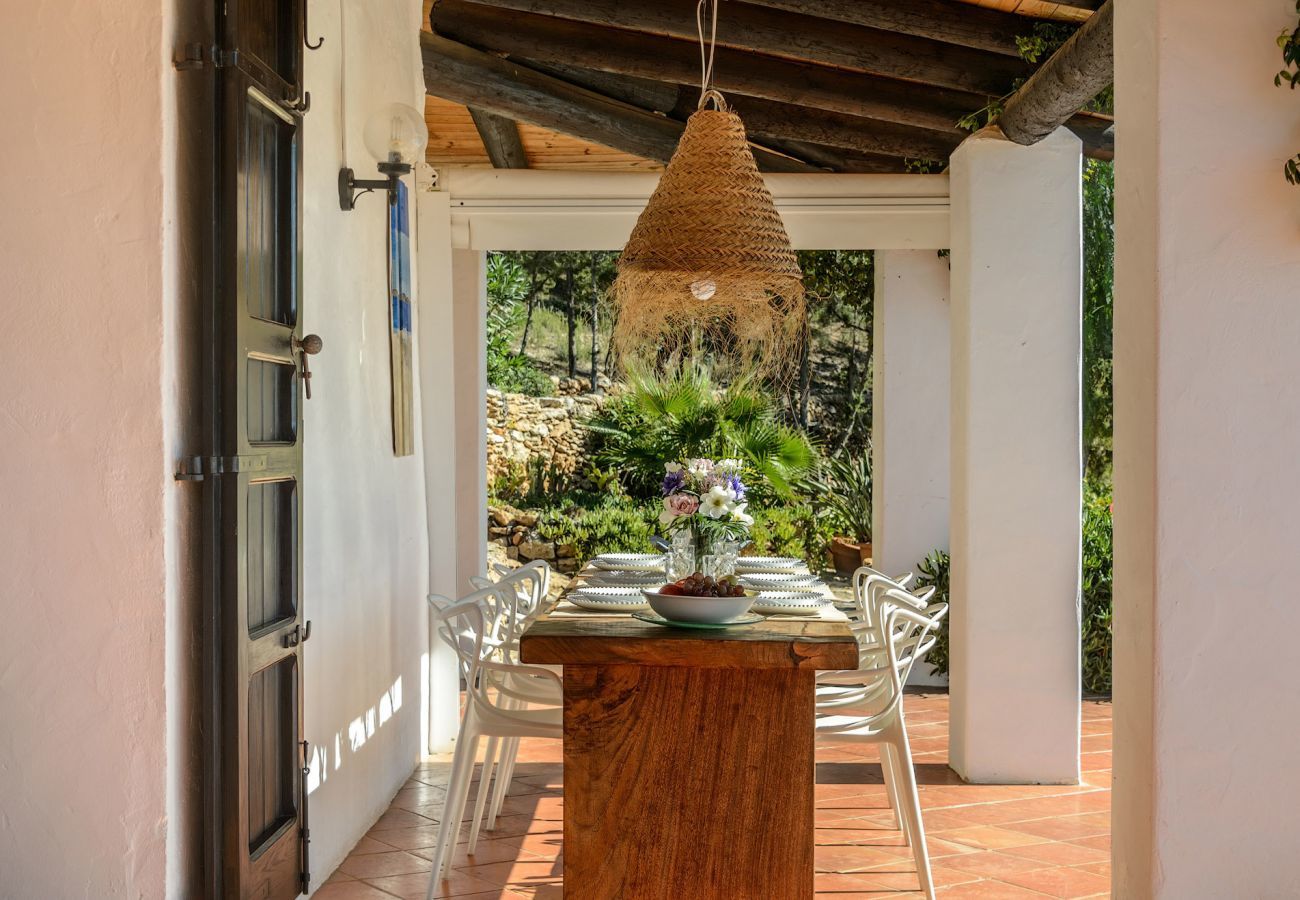 Casa Lila is a stylish holiday home with pool, garden and privacy walking distance of San Carlos, Ibiza