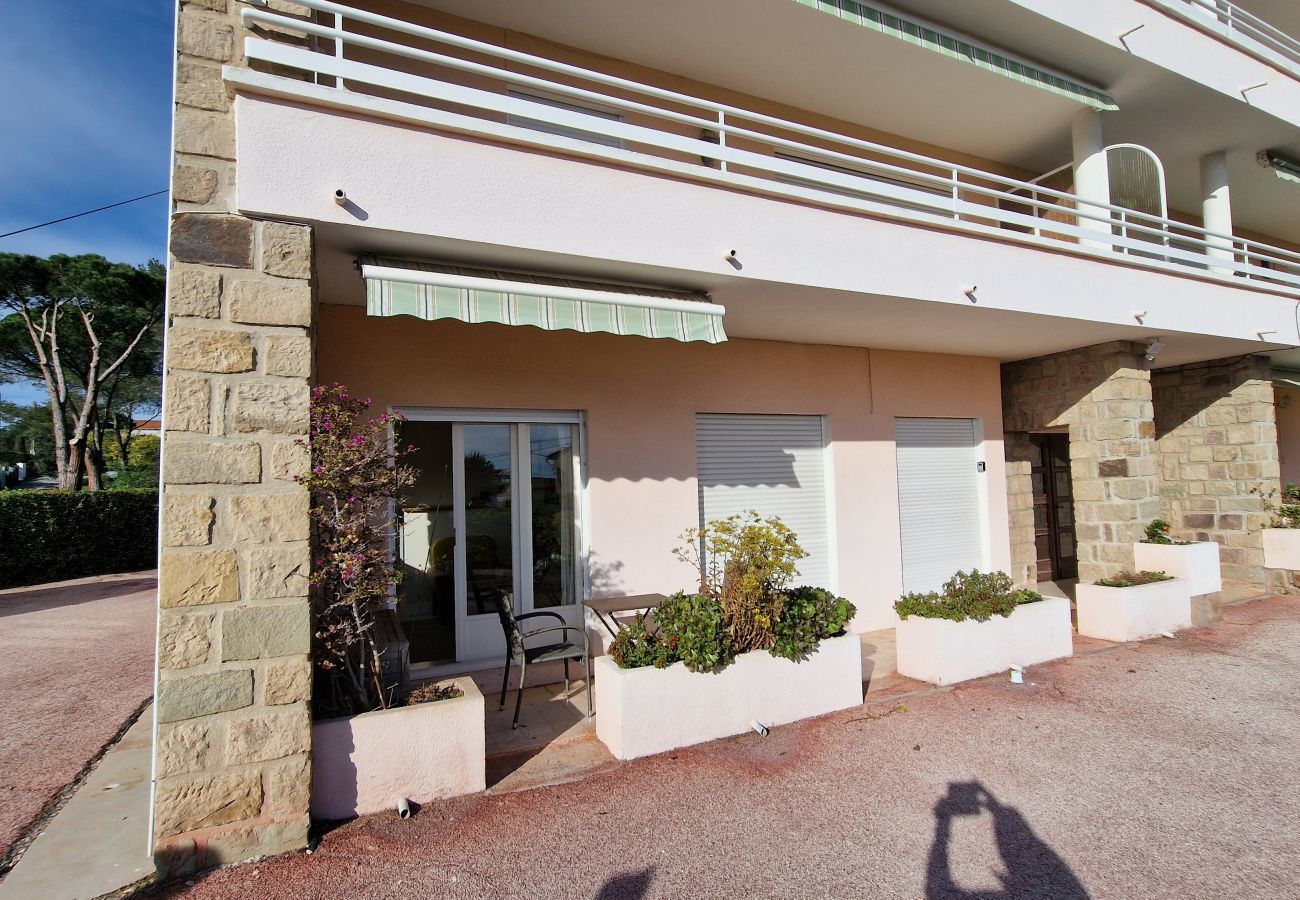 Apartment in Sainte-Maxime - Apartment Sainte-Maxime Deux 