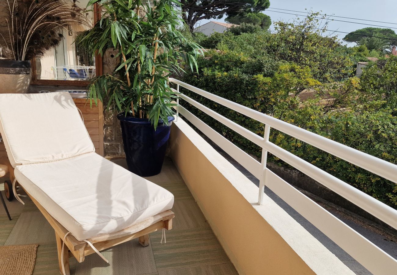 Apartment in Sainte-Maxime - Apartment Sainte-Maxime Quatre