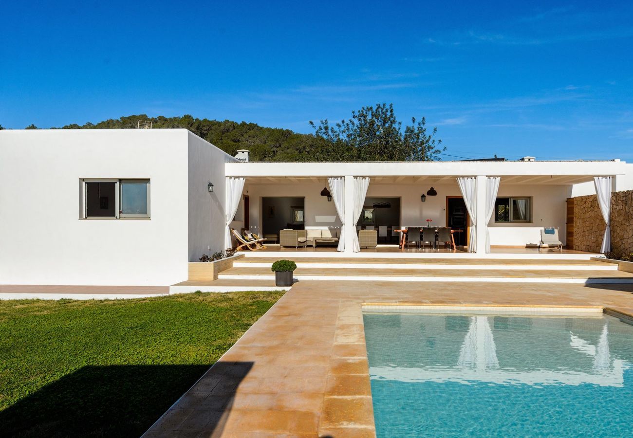 Villa in Santa Gertrudis - Casa Buena